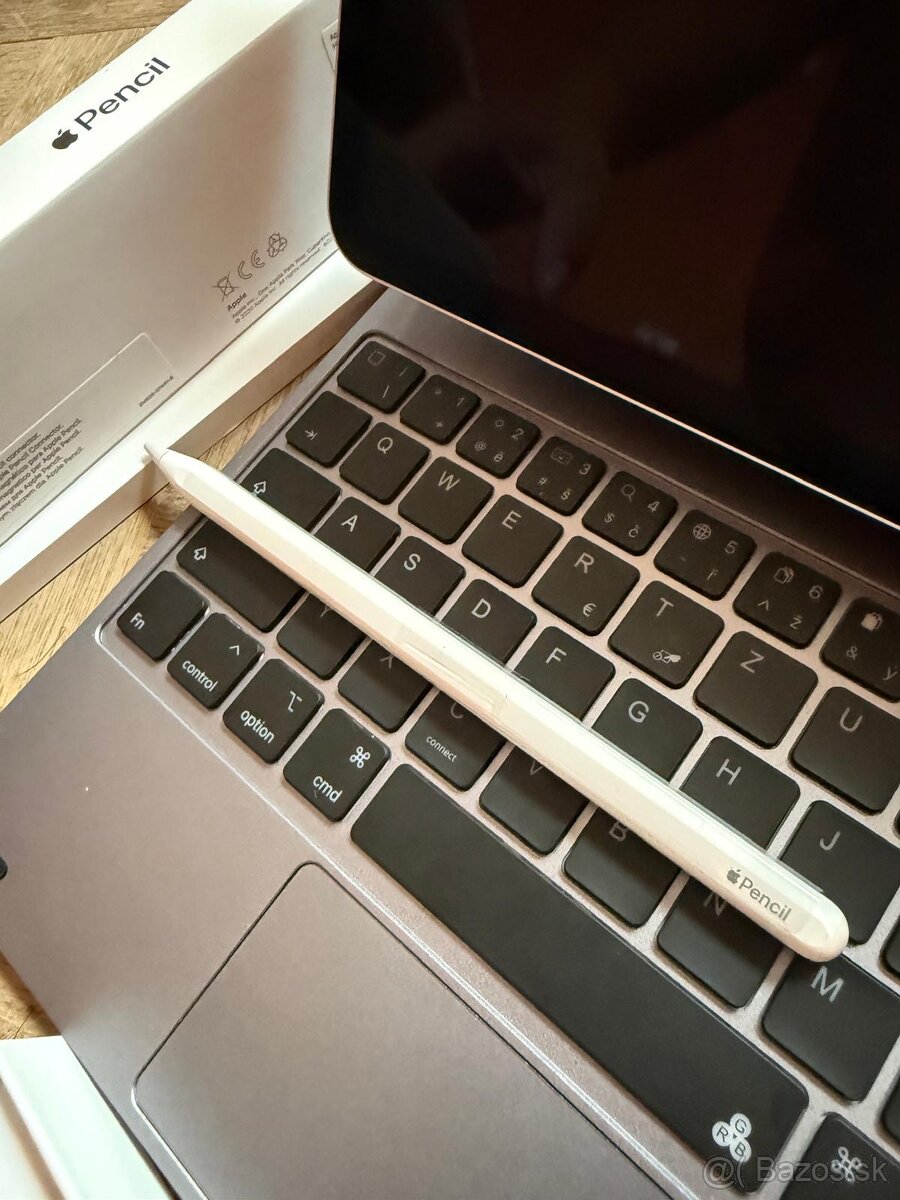 Apple Ipad Air 2022 M1 ruzovy 256GB - 2