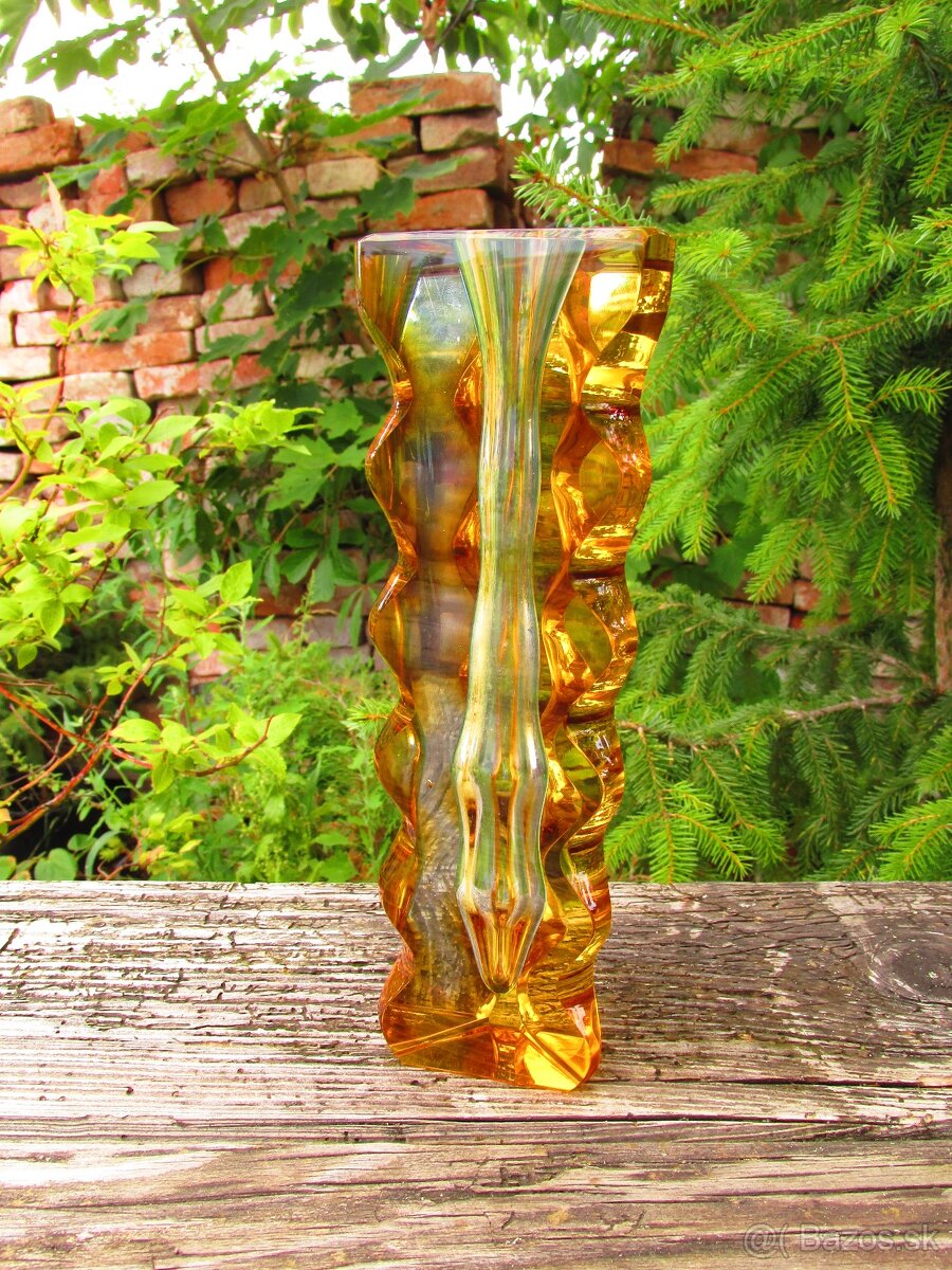 Stará zberateľská sklenená váza - Oldrich Lipský - 2