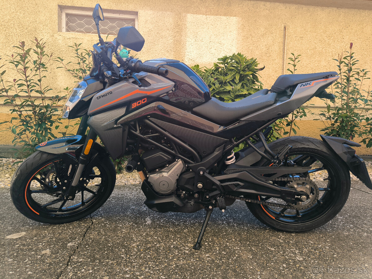 CFMOTO NK300 - 2