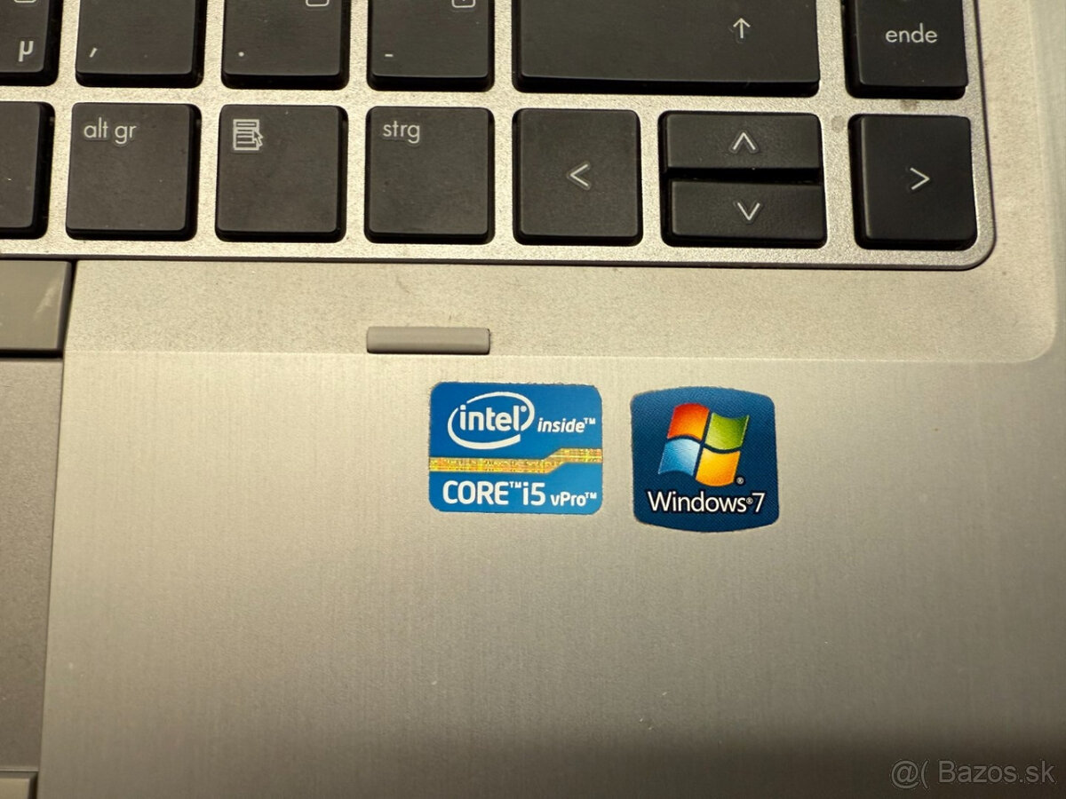 Predám pokazený notebook na náhradné diely zn. HP 8460p. - 2