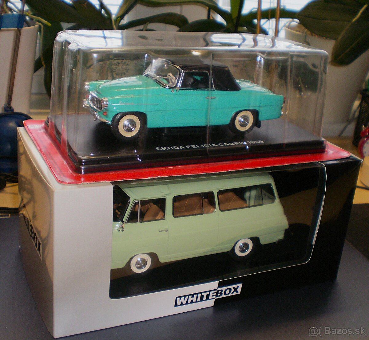 ŠKODA 1203 , WHITEBOX , 1:24 - 2