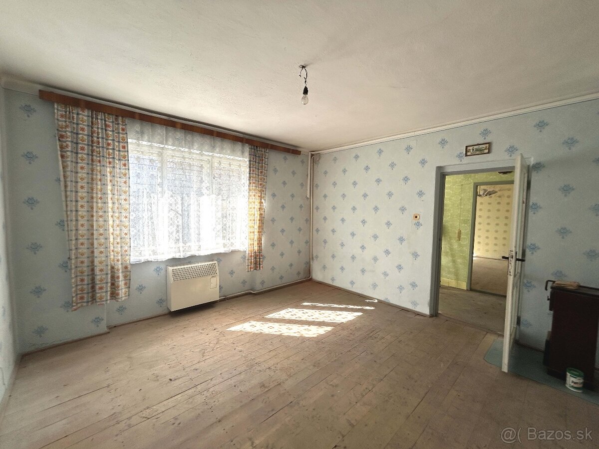 Detva, rodinný dom, pozemok 844 m2 – predaj - 2