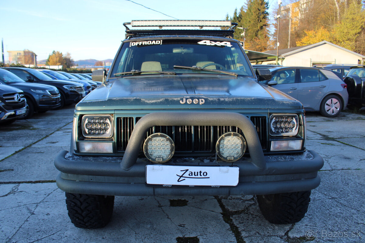 Jeep Cherokee 2.0 TD, 4x4 , 64kW , M5 - 2