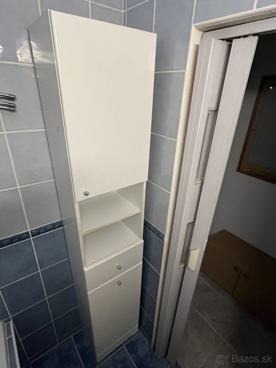 skrinka do kupelky - 2