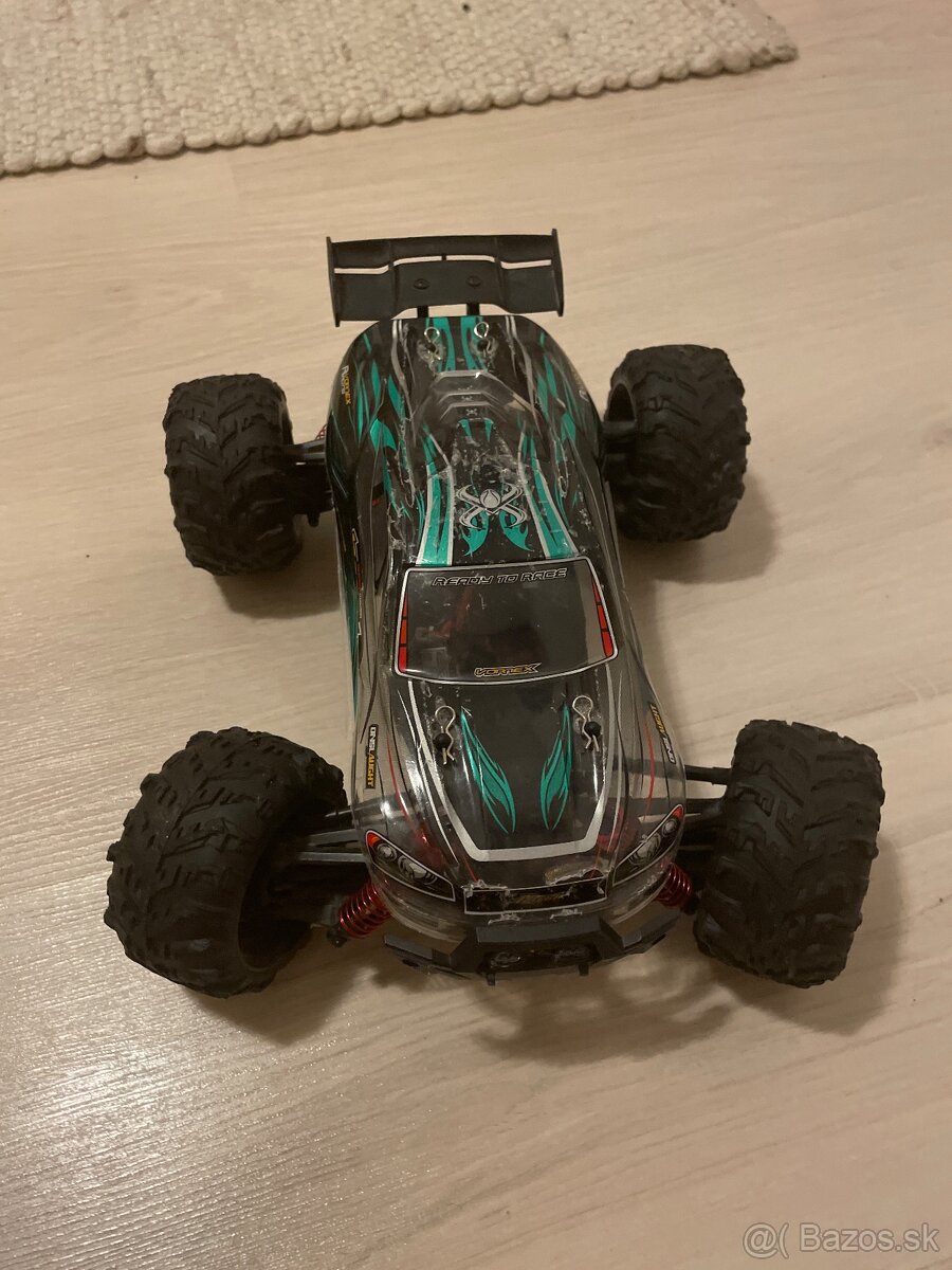 Predám RC auto 1:16 4×4 – hobby kategória, 35–45 km/h - 2