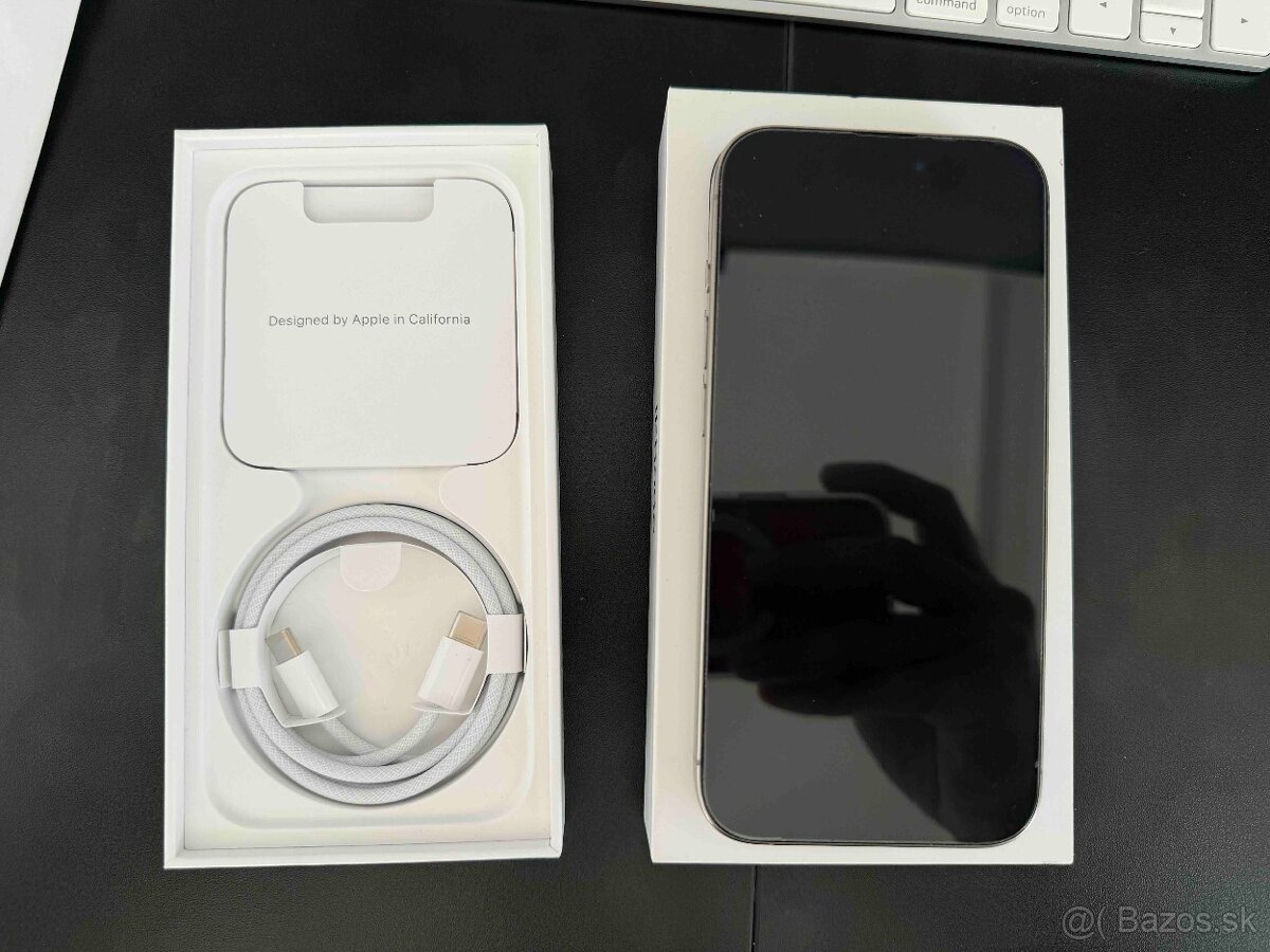 iPhone 15 PRO /// 265 GB /// Natural Titanium - 2