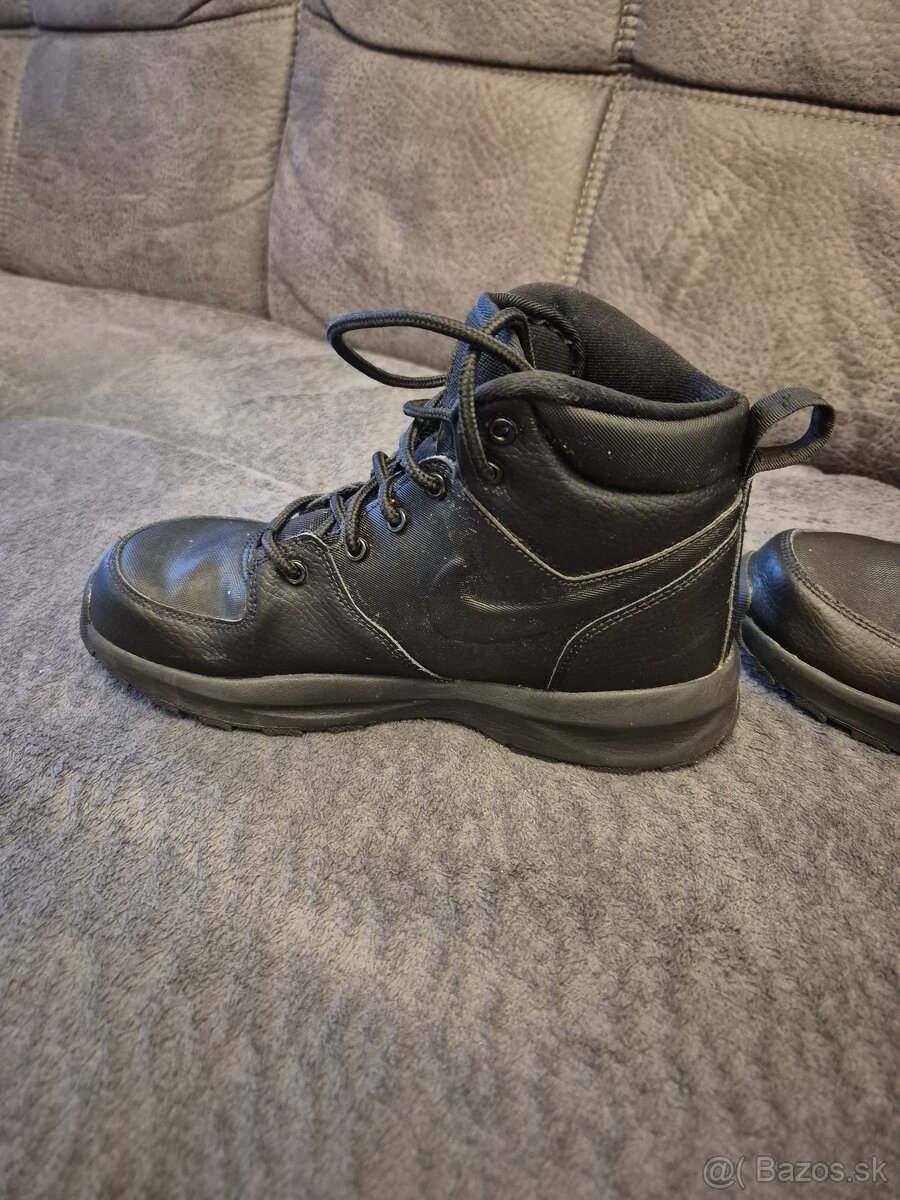 Nike Manoa veľ. 35 - 2