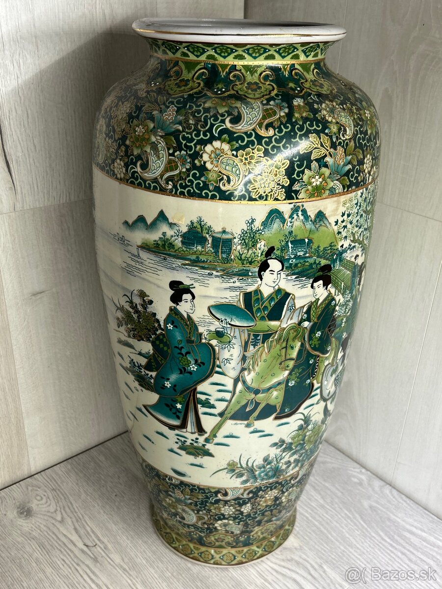 Orientálna dekoratívna váza - 2