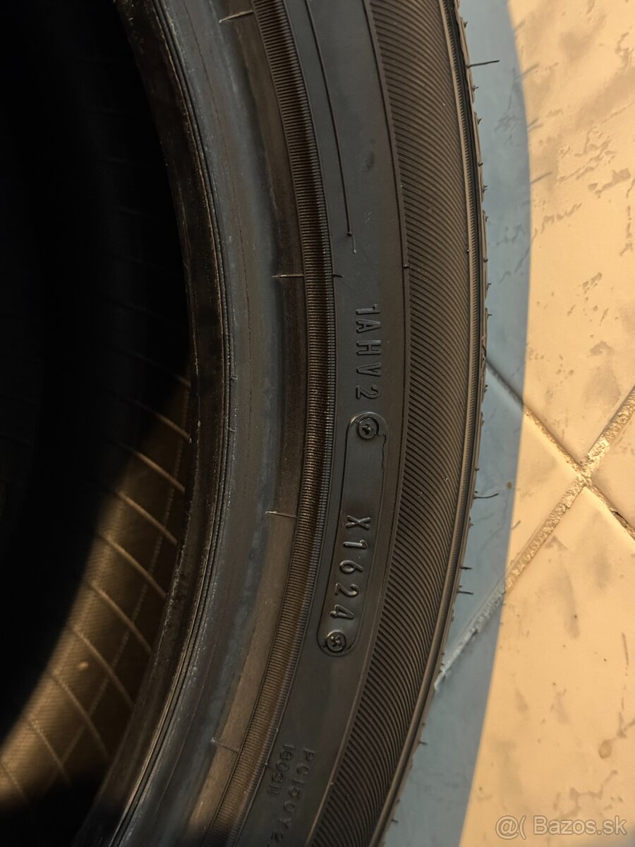 Letné Pneumatiky 215/50 R18 92V - 2