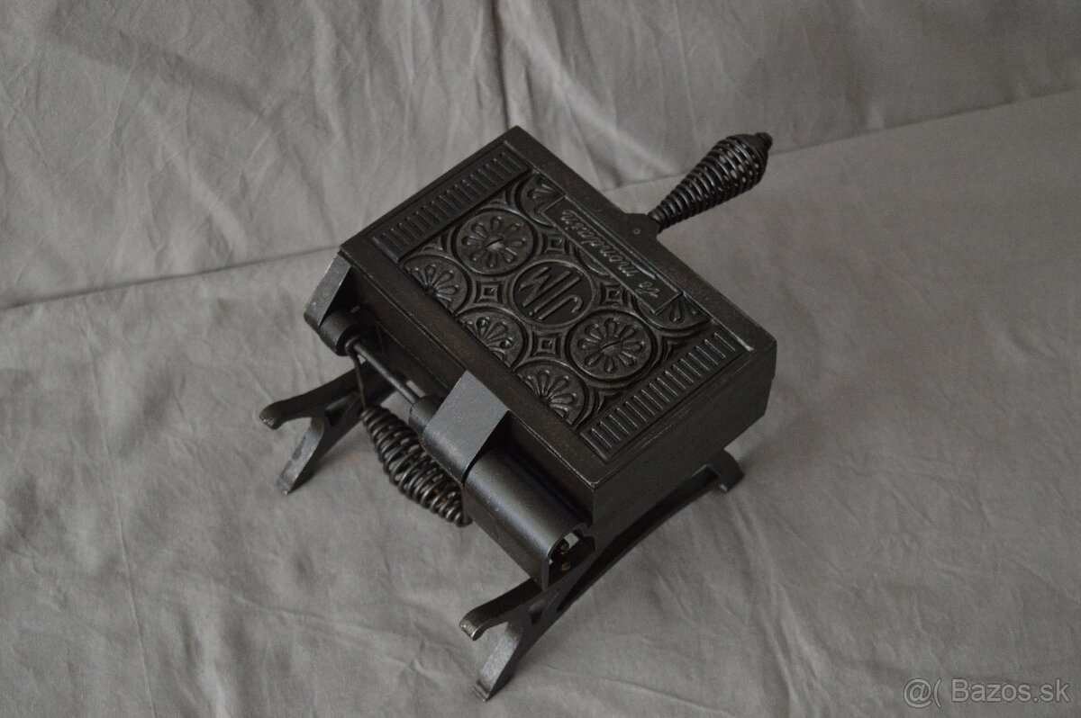 Starý vaflovač - 2