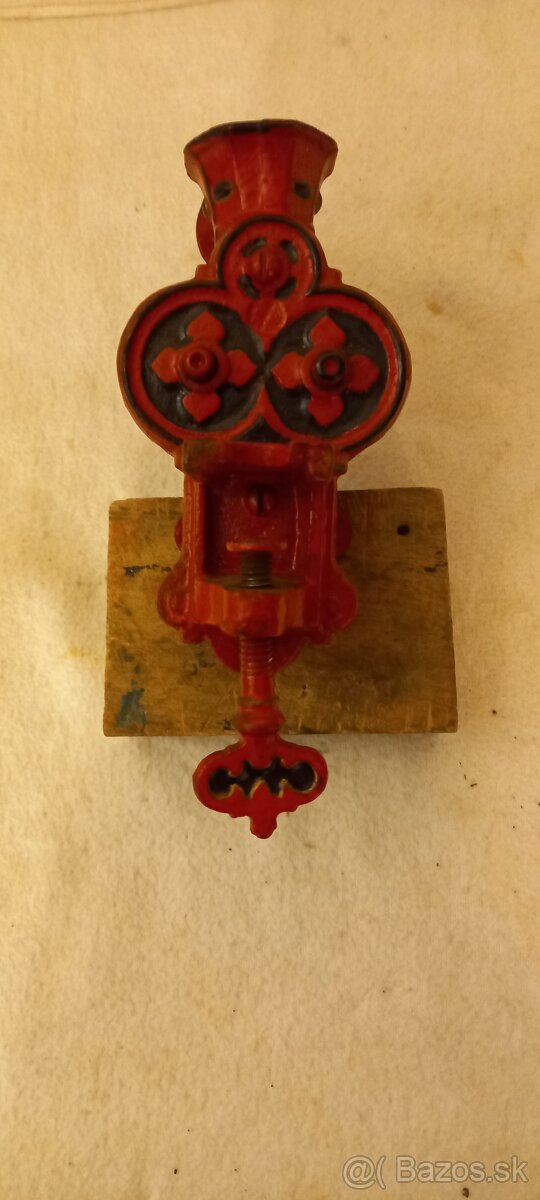 Mlyncek na zeleninu - 2