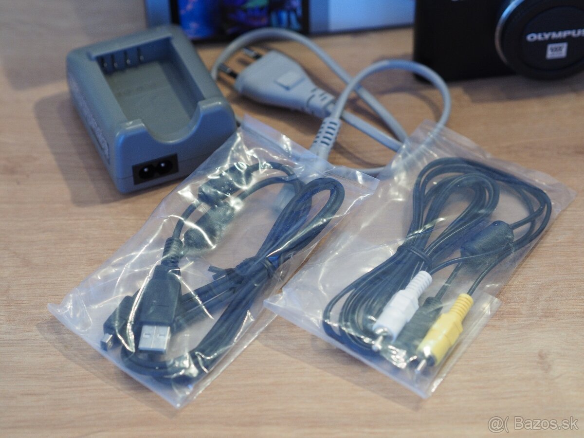 Olympus PEN E-PM1 telo - 2