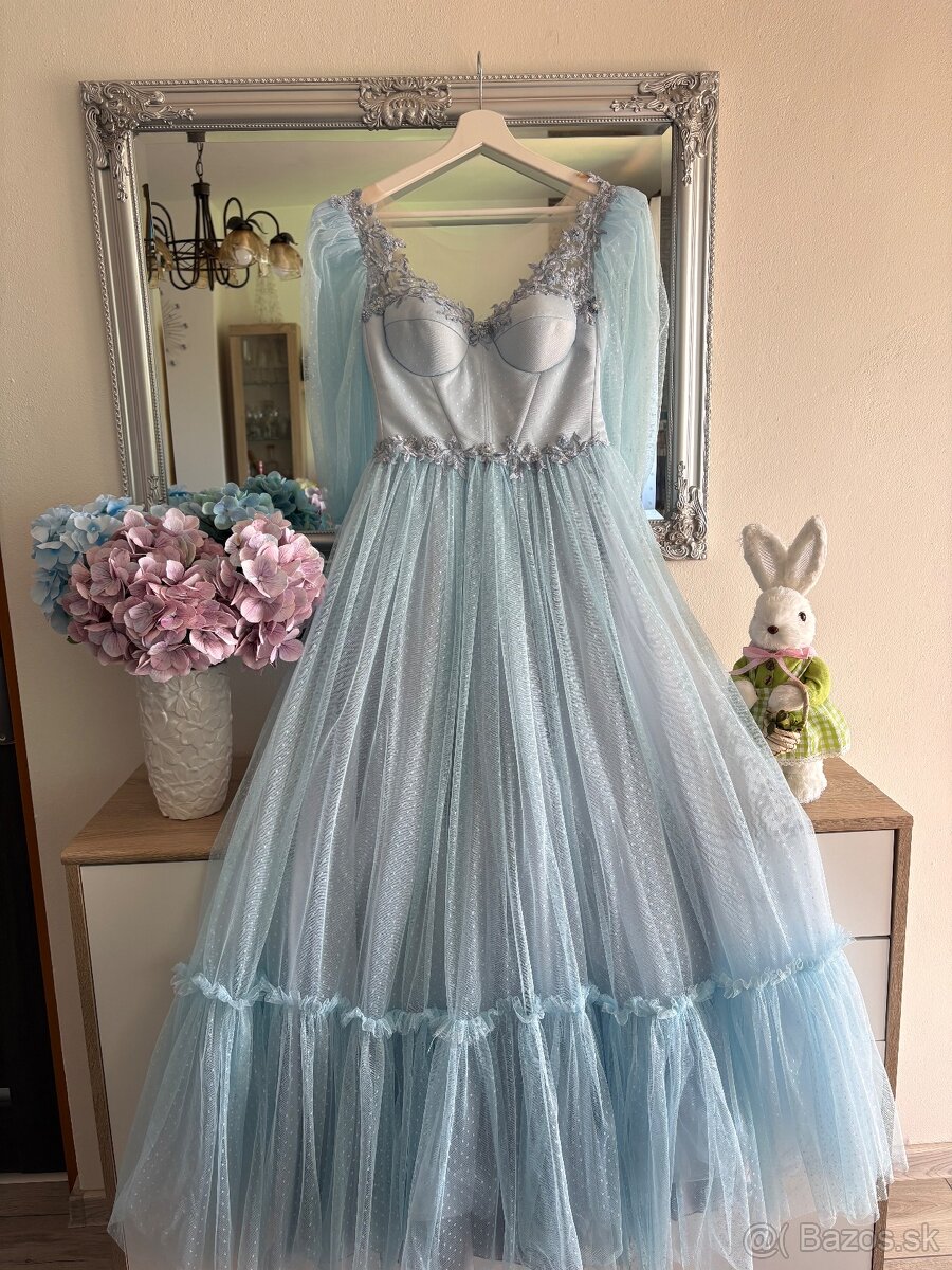 Bledomodré romantické šaty 36/S - 2