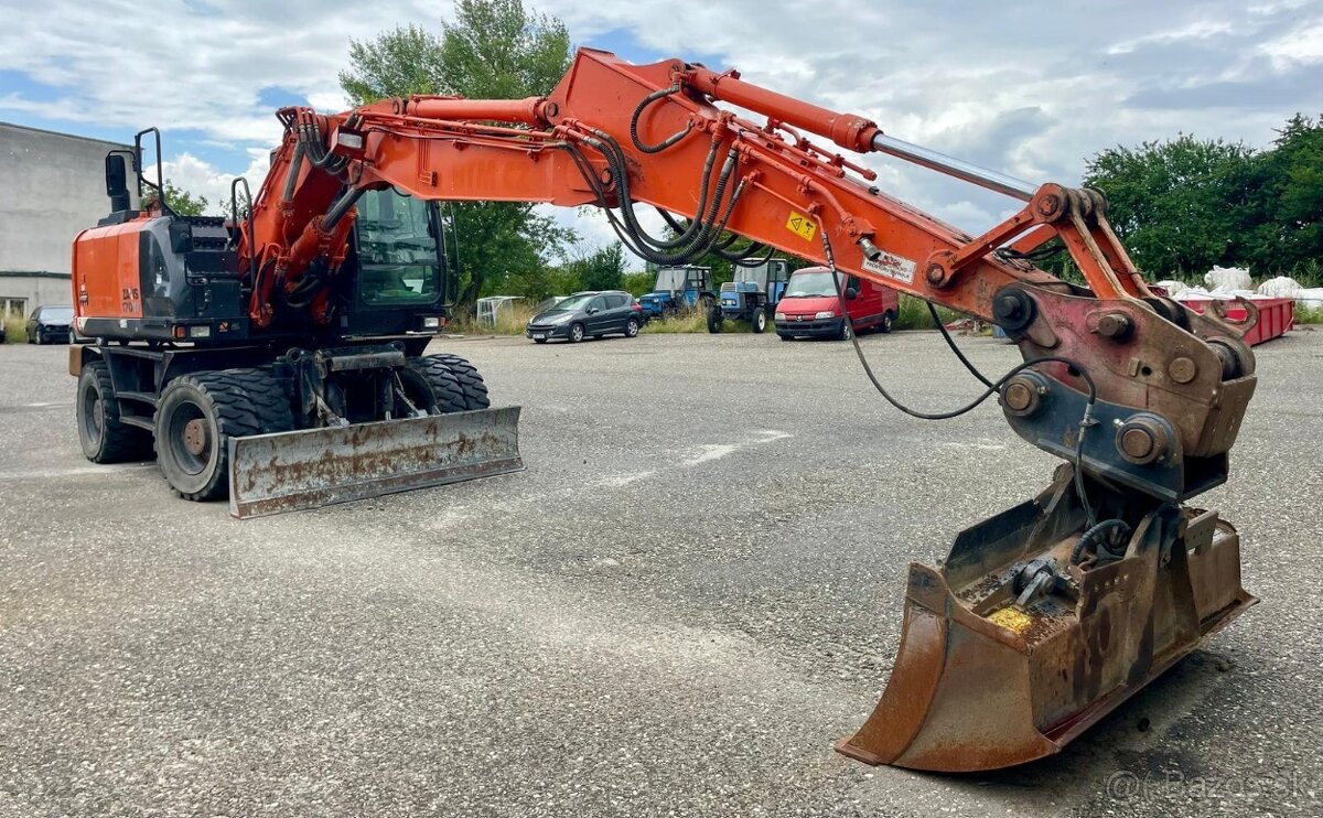Hitachi ZX170W - 2