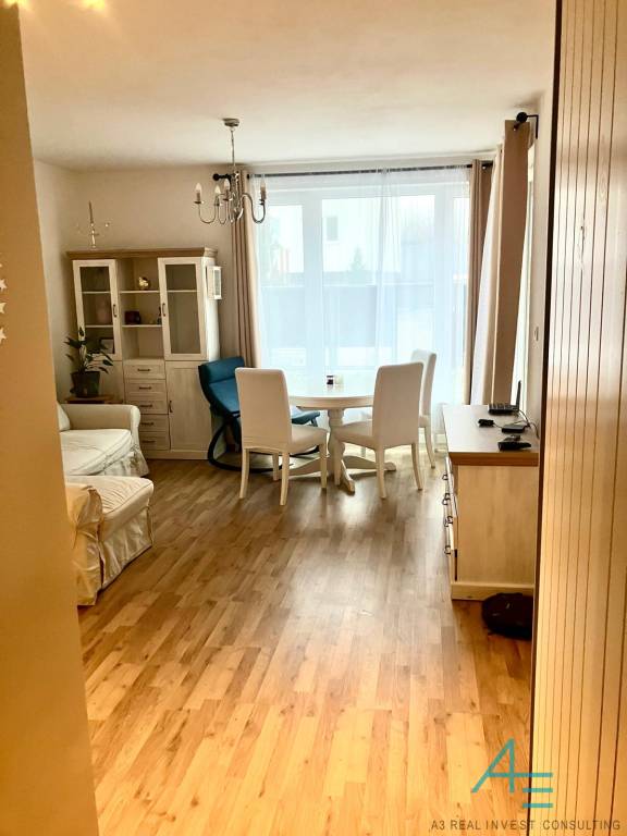 Bezbariérový,  2.izbový byt s predzáhradkou a garážovým stát - 2