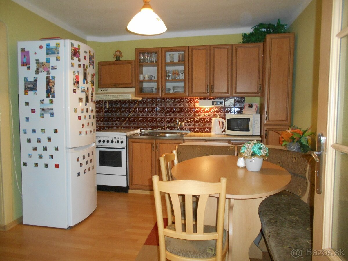 Predaj rodinného domu v Radobici - 2