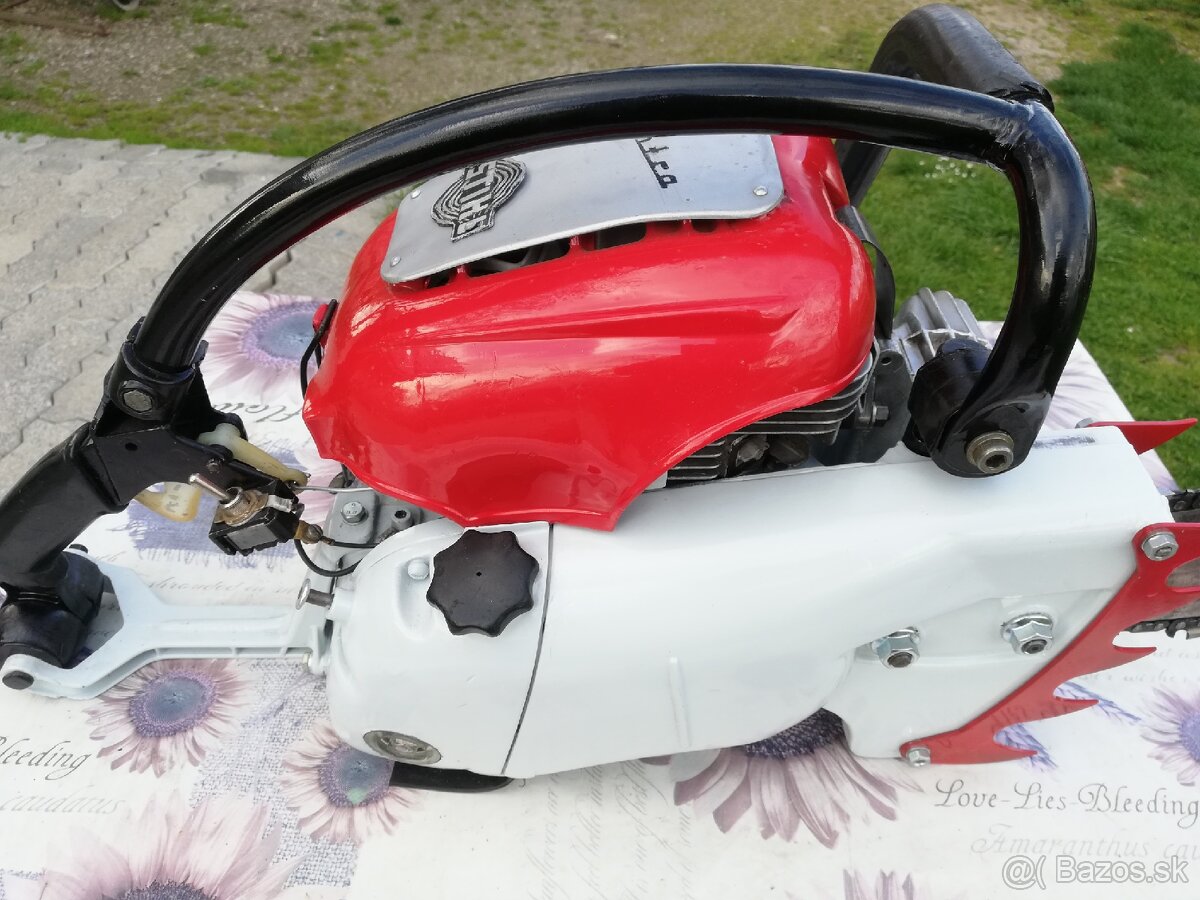 MOTOROVA PILA, STIHL CONTRA,1106 - 2