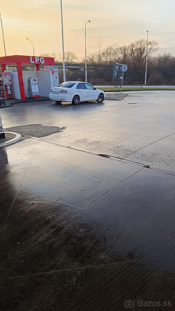 Mazda 6 USA ,2.3 LPG Automatická prevodovka - 2