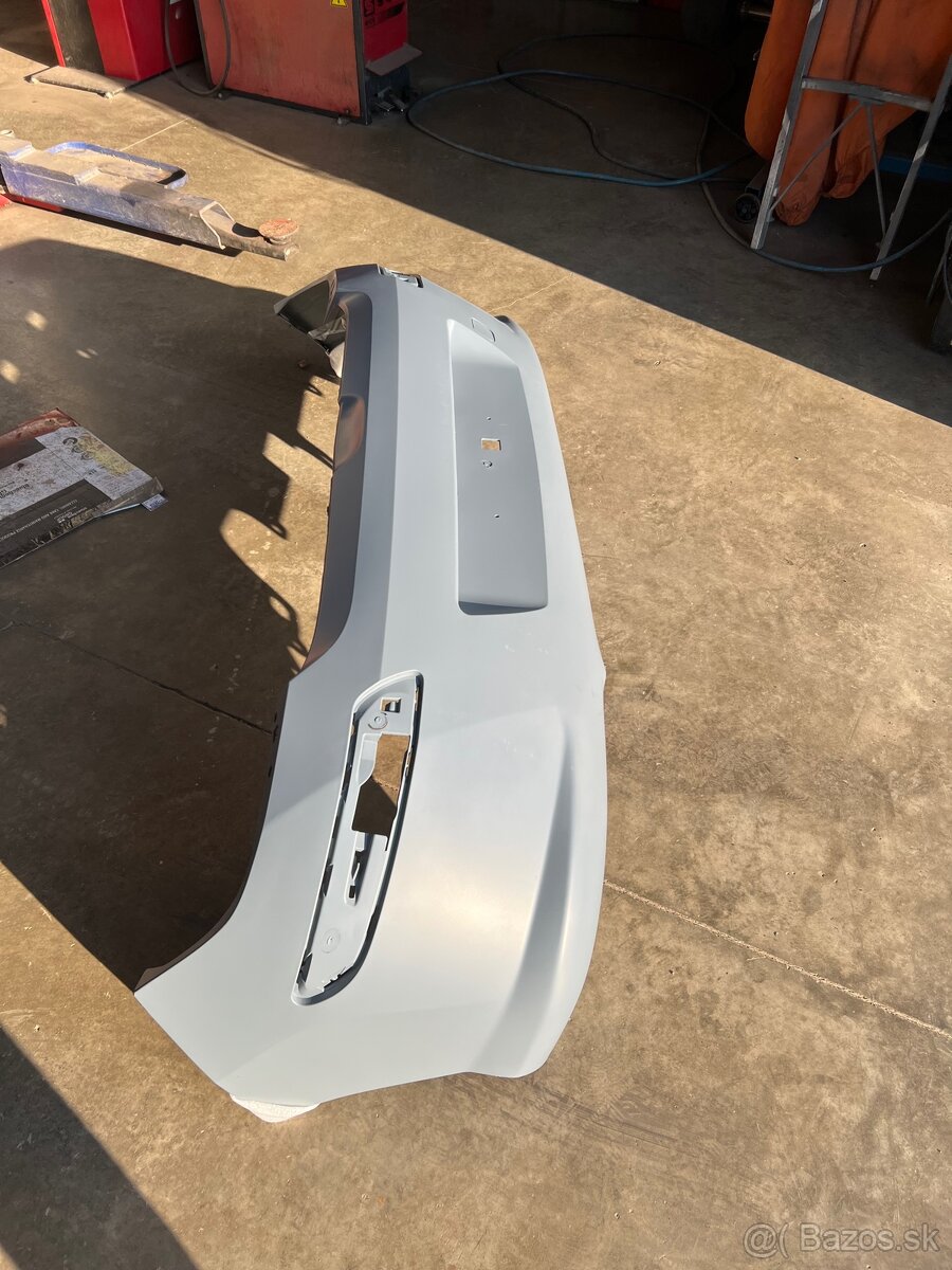 Peugeot 308 zadný nárazník - 2