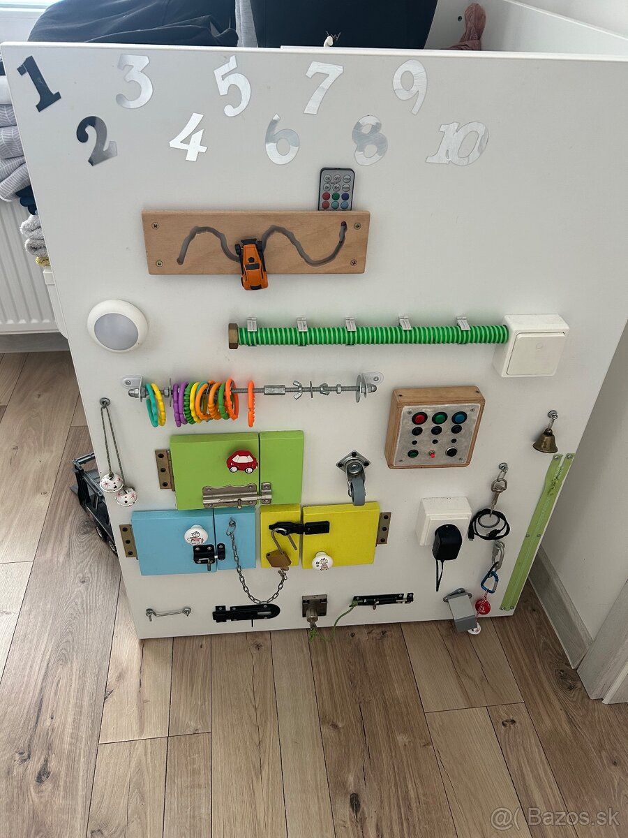Hracia stena Montessori - 2