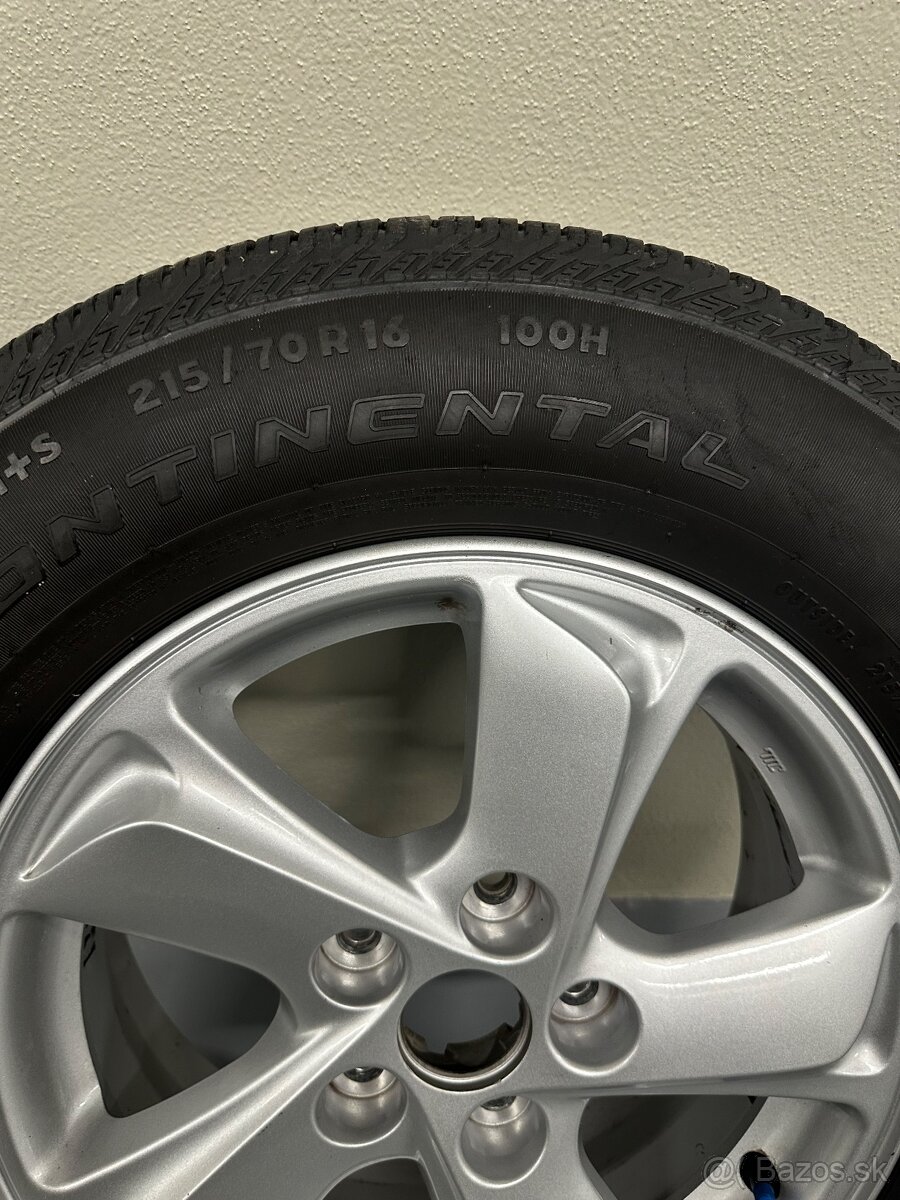 Continental 215/70/R16 - 2