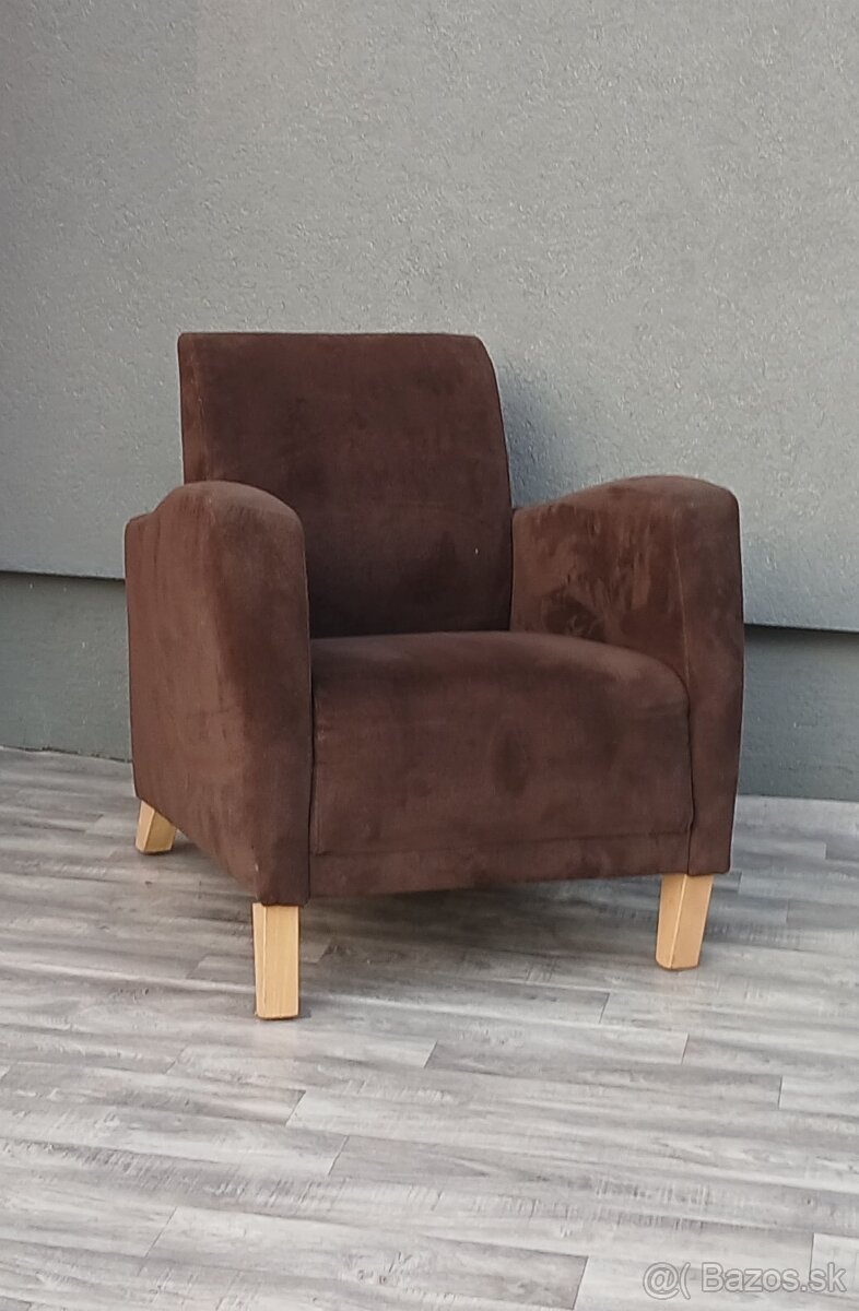Kreslo tmavohnedé čalúnené. - 2