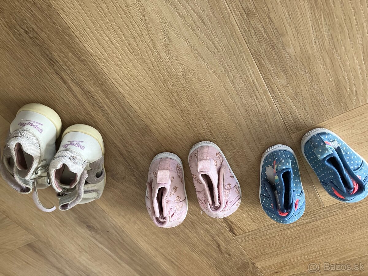 Darujem detske topanocky v.20 - 2