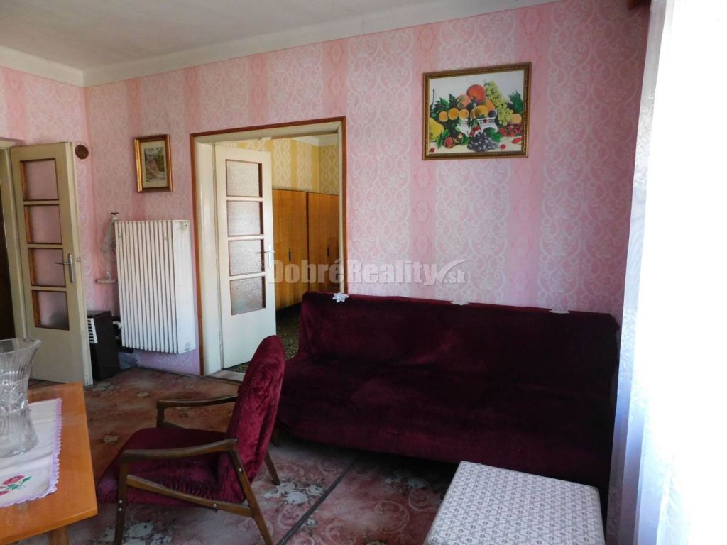 Ponúkame Vám na predaj 4-izb. rodinný dom vo Dvoroch nad Žit – pohled 2