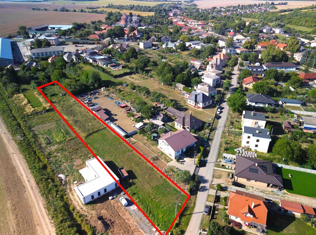 Veľký 2.600 m2 STAVEBNÝ POZEMOK v obci Veľký Ďur - 2
