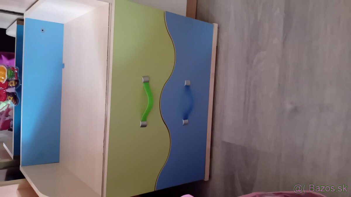 Predám zostavu do detskej izby. - 2