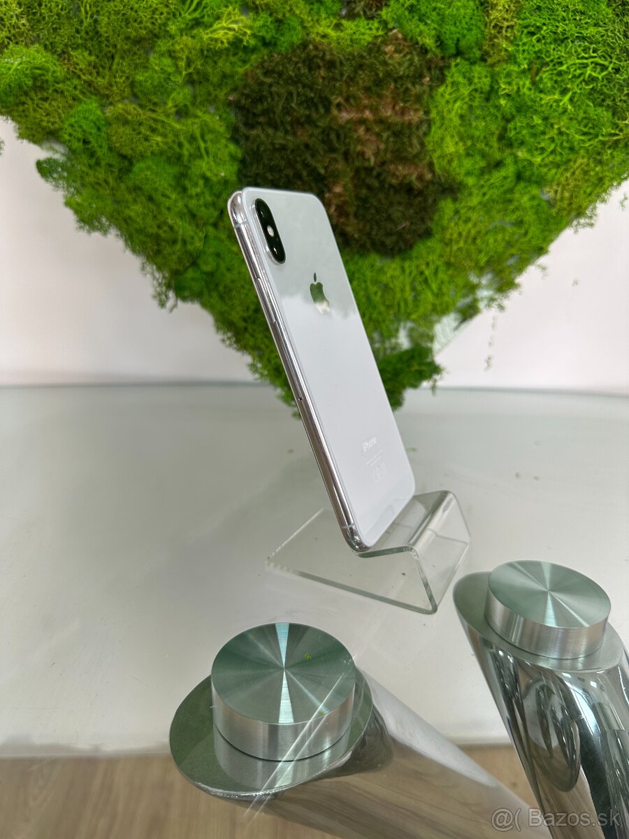 Apple iPhone X 84GB Silver - 2