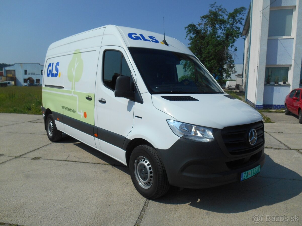 Mercedes eSprinter Dodávka 85kw Automat - 2