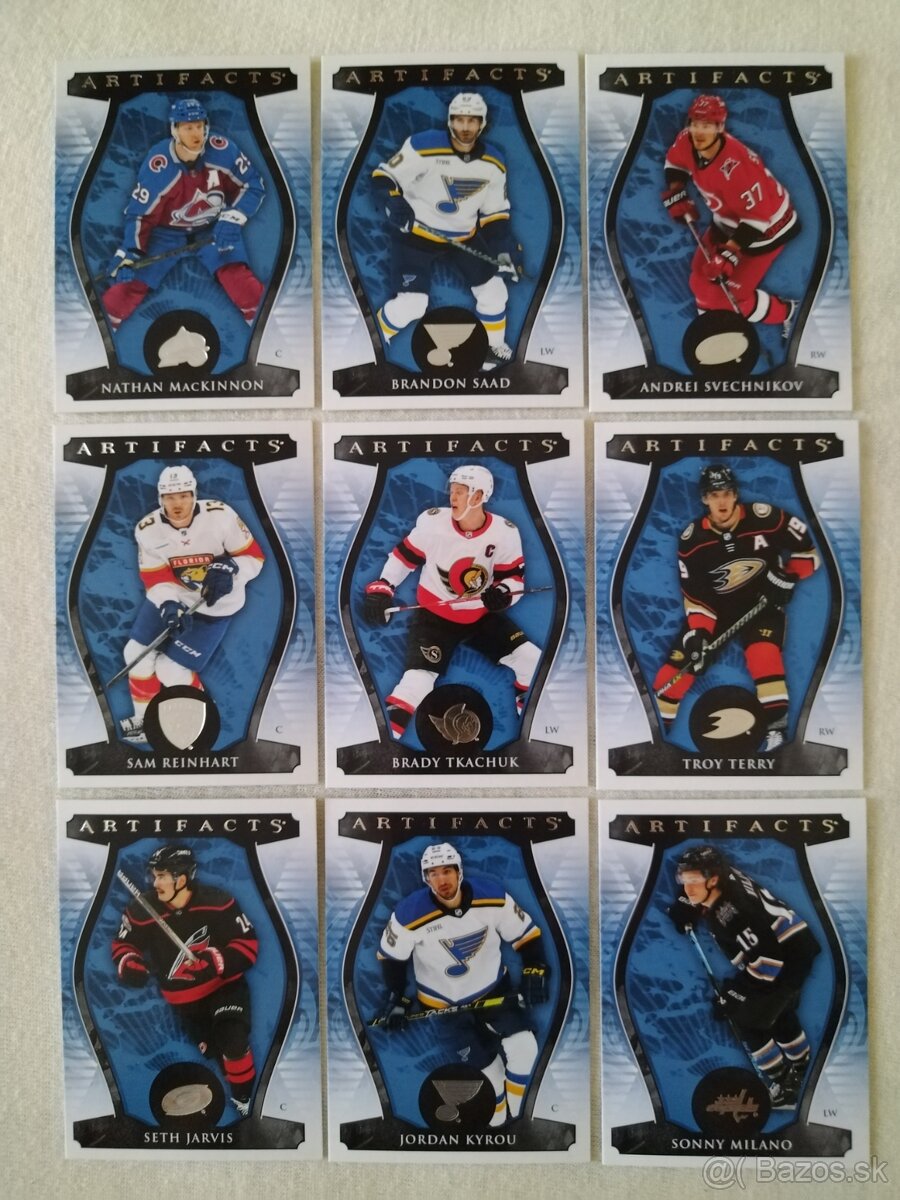 Hokejové kartičky 2023-24 Artifacts - 2
