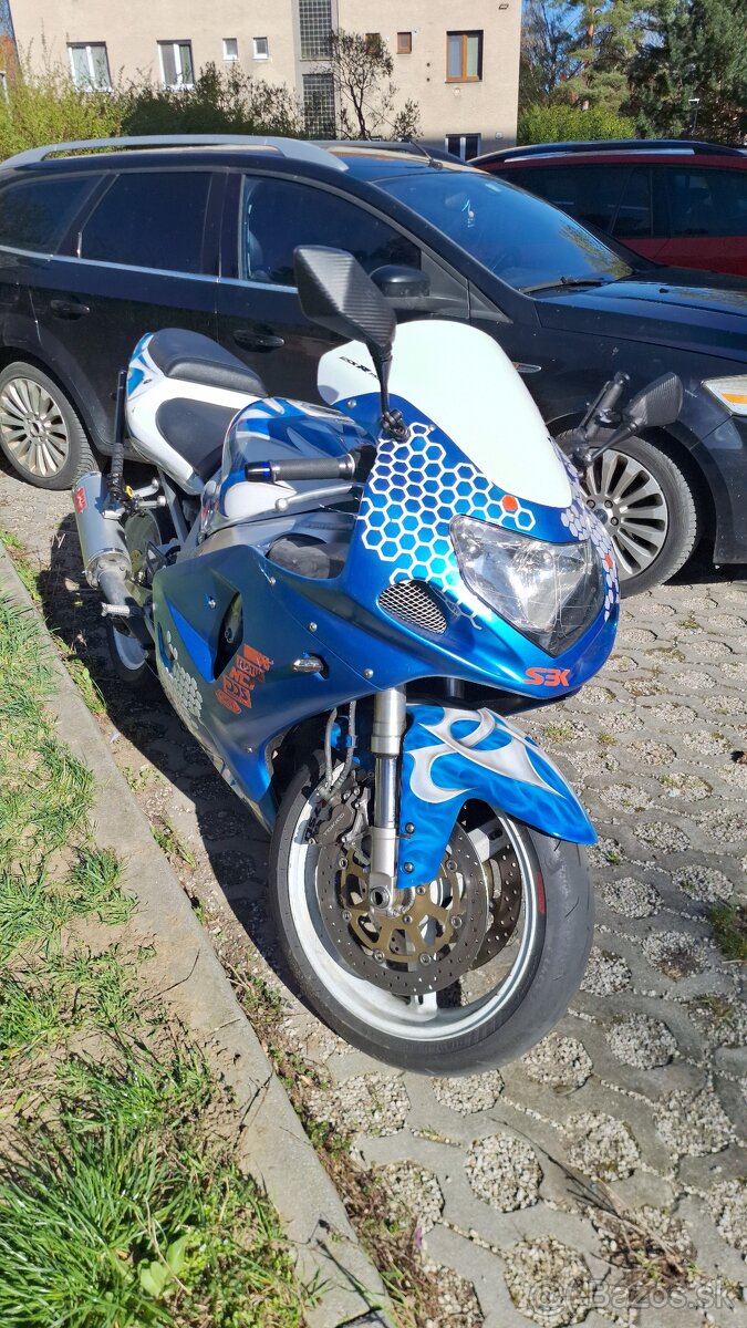 Suzuki GSXR 750 103kW - 2