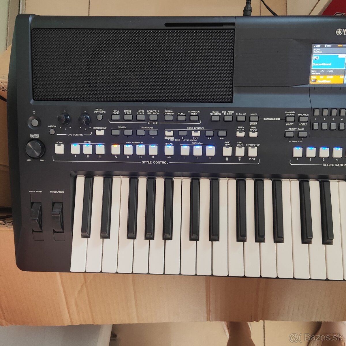 Klávesy Yamaha PSR SX 600 - 2