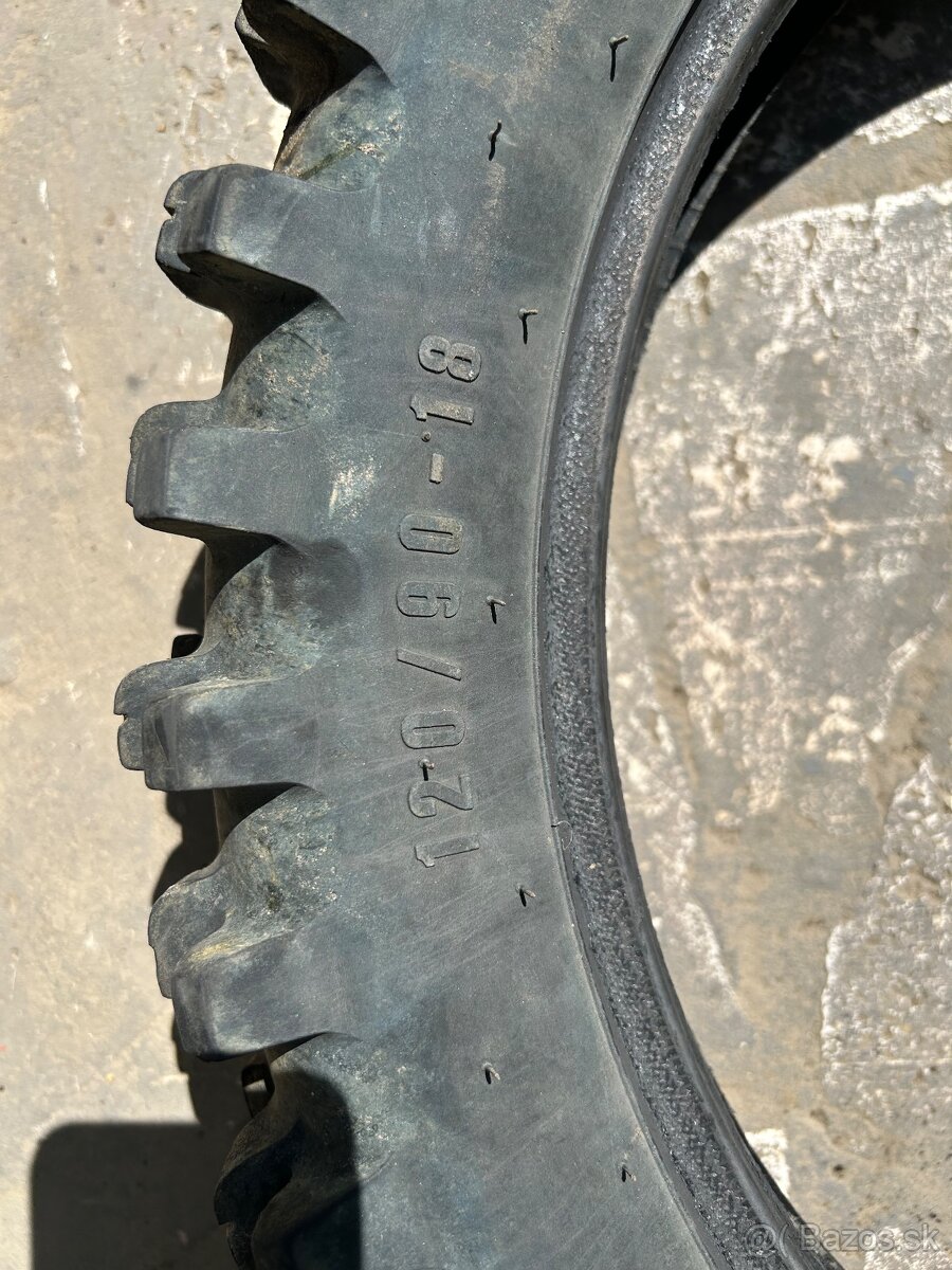 Pneu