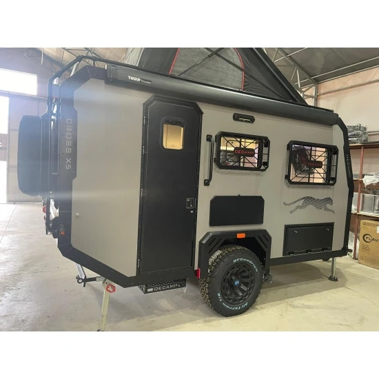 Predám offroad príves Decamp X5
