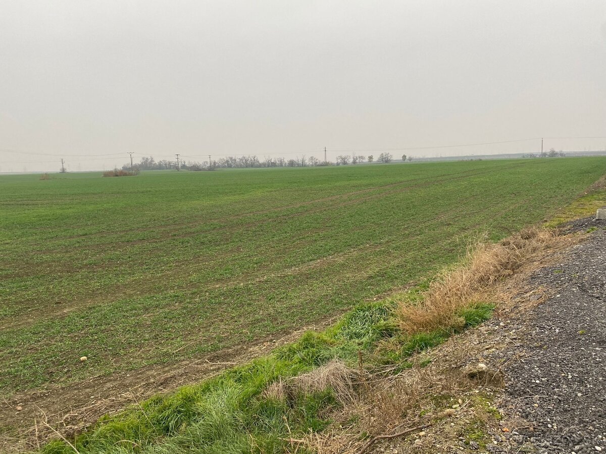 POZEMOK - Most pri Bratislave - UPI - 2