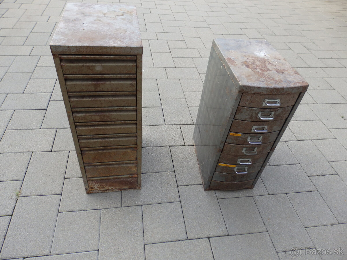 Plechové skrine - 2