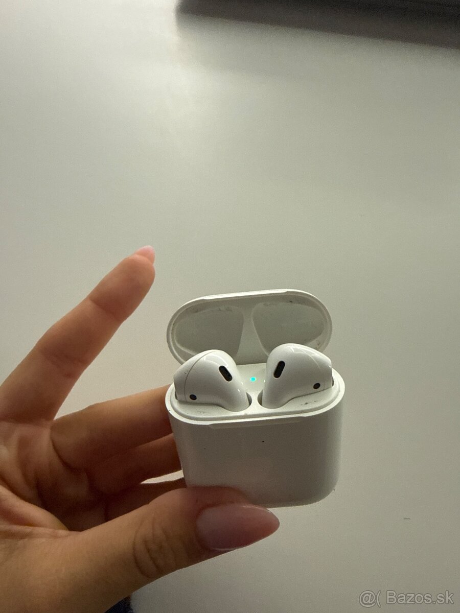 airpods 2. generácia - 2