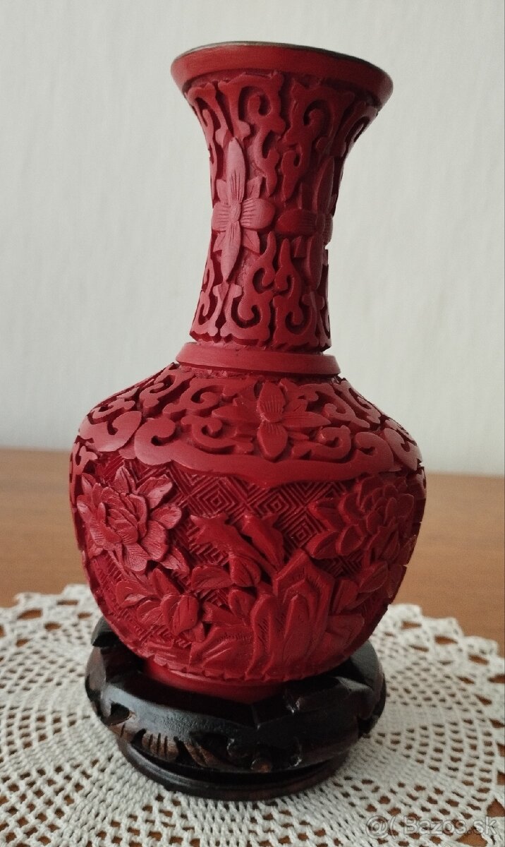 Čínska vyrezávaná váza - 2