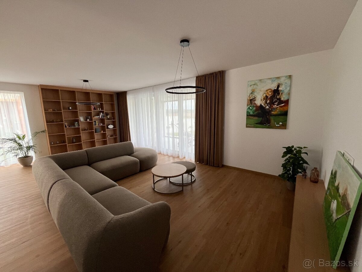 Luxusná vila (200 m2) na prenájom - 2