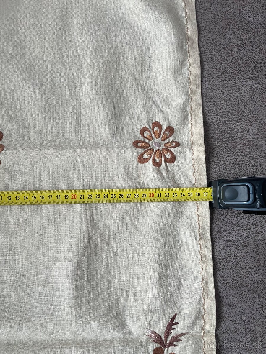 Retro vyšívaný behúň - 2