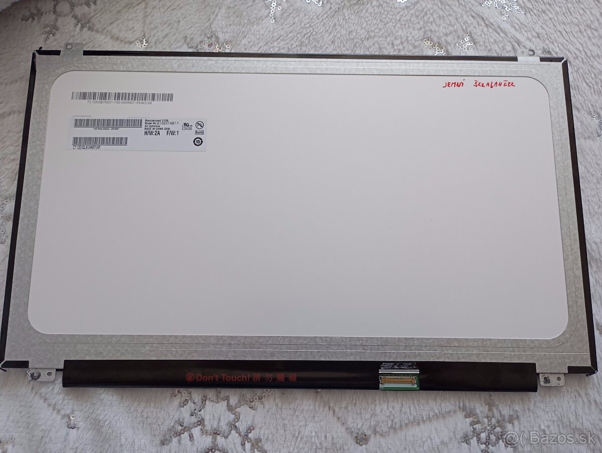 predám 15,6" LED SLIM displej , 30pin eDP - B156XTN07 - 2