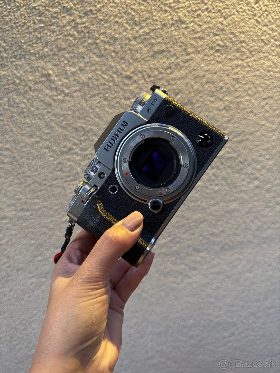 Fujifilm XT-4 - 2
