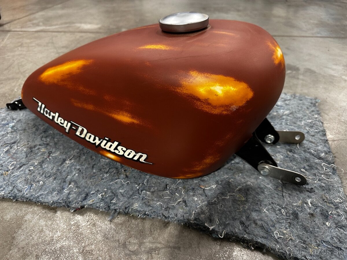 Harley Davidson Nádrž - 2