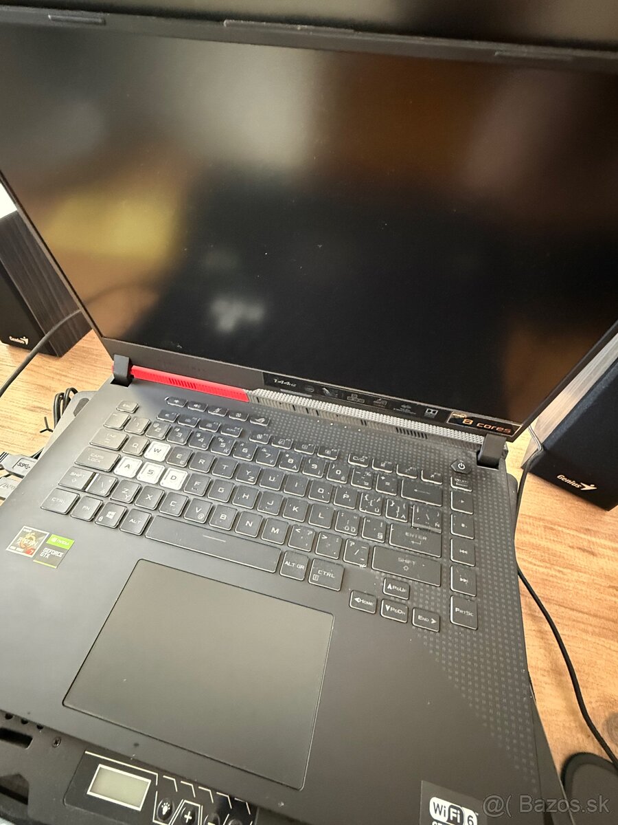 ASUS ROG Strix G15 G513IH Gamer laptop - 2