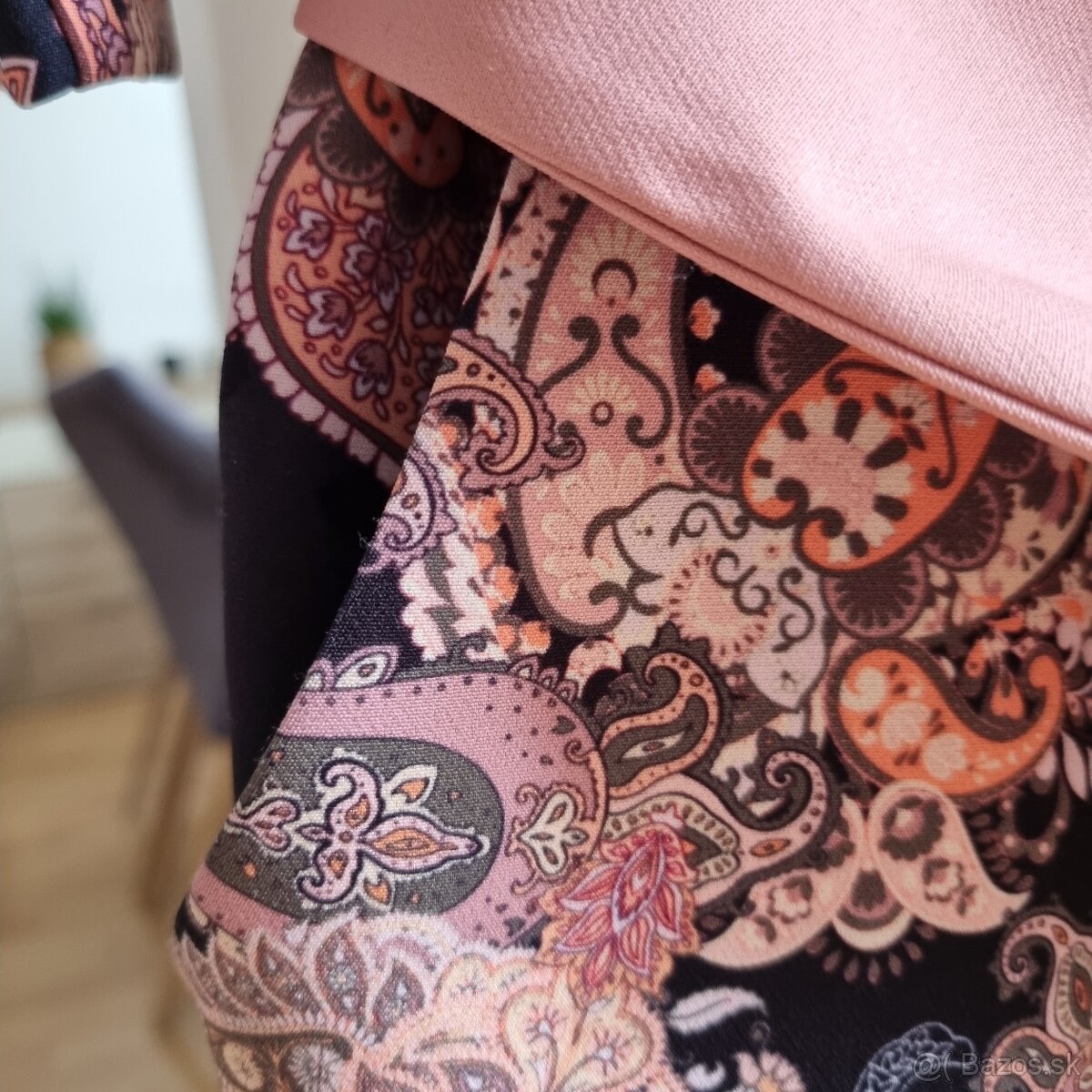 POZOR ZĽAVA Nové šaty č.38/40 - 2