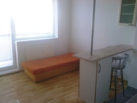 Prenajmem garsónku. - 2