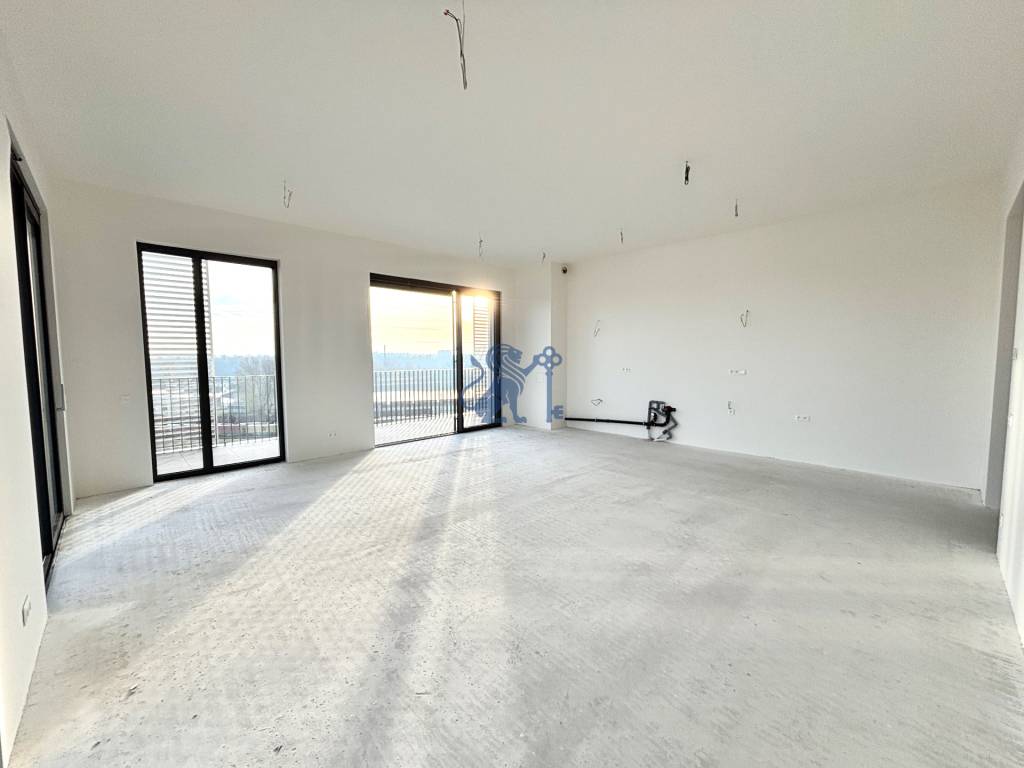 Na PREDAJ | 4izb. veľkometrážny ateliér | Prístavná ulica - 2